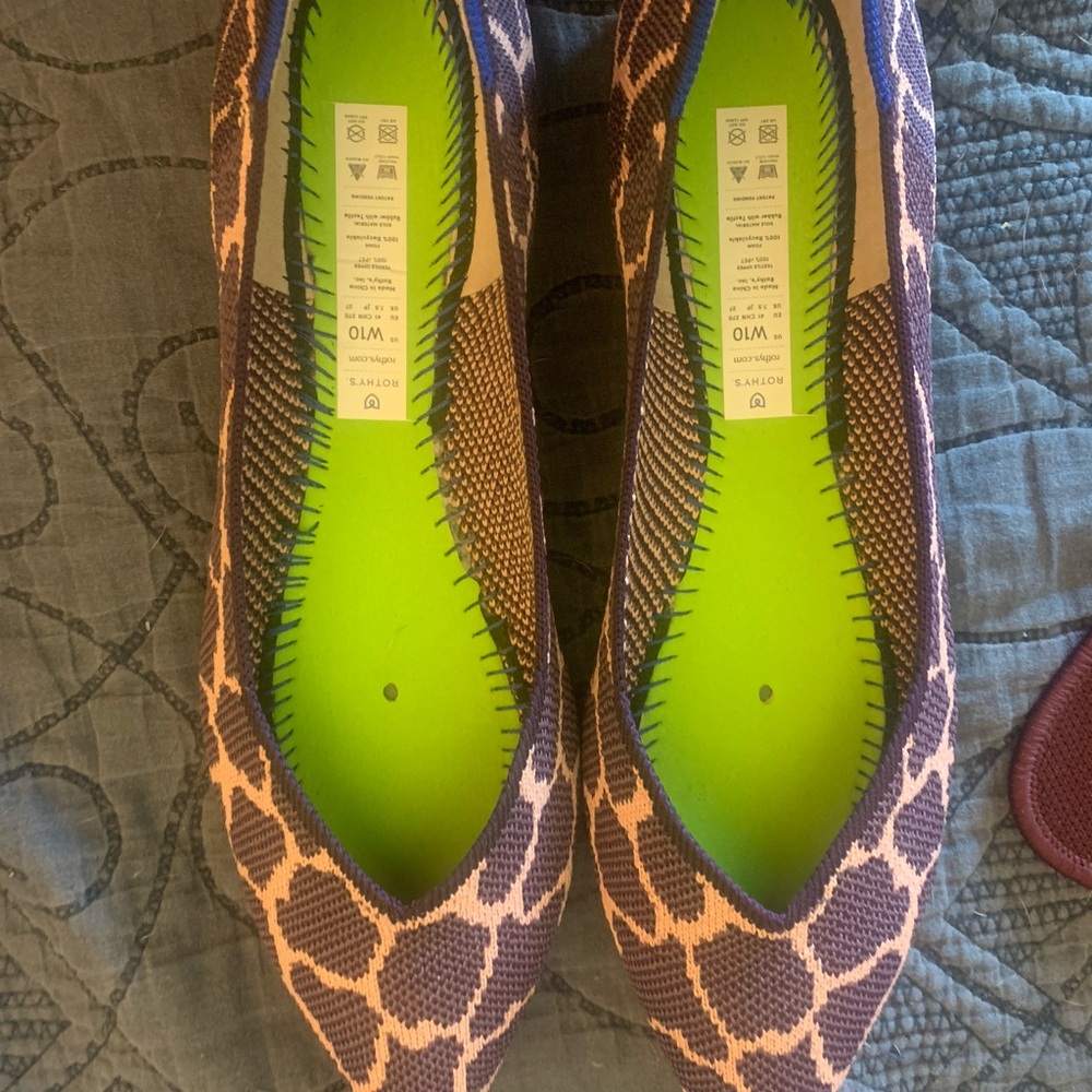 Rothy’s purple giraffe size 10 NWOB. C&R - Picture 4 of 5
